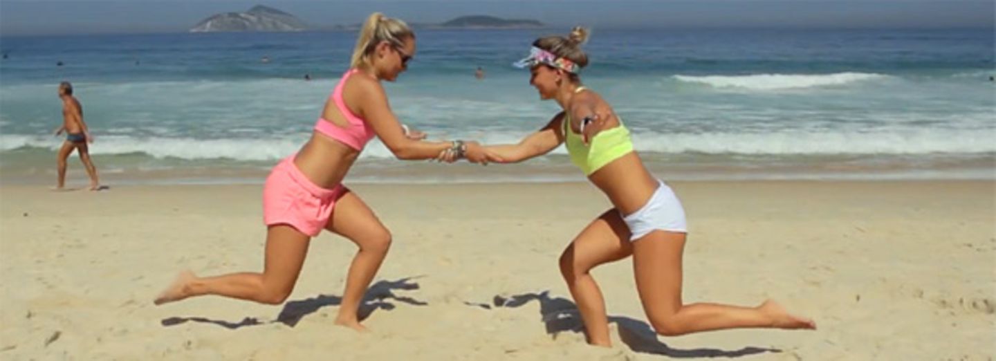 Ab an den Strand! Zum Beach-Workout für Bauch, Beine und Po