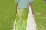 Das Label Perret Schaad mischt verschiedene Grüntöne in seiner Sommerkollektion 2015. Zum Beispiel hier leuchtendes Hellgrün.