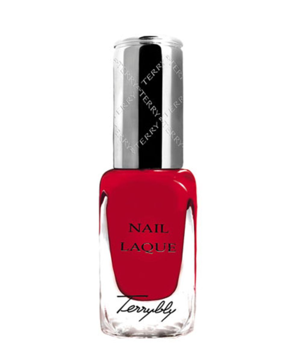 Festliche Mode Welcher Nagellack passt zu jedem Outfit? BRIGITTE.de