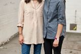 Zwei Schwestern mit Strick-Leidenschaft: Nuran (links) lebt in Berlin, Cihan in Hamburg, gemeinsam haben sie dieses Jahr das Stricklabel smiedig gegründet. Das ist Plattdeutsch und heißt "geschmeidig".