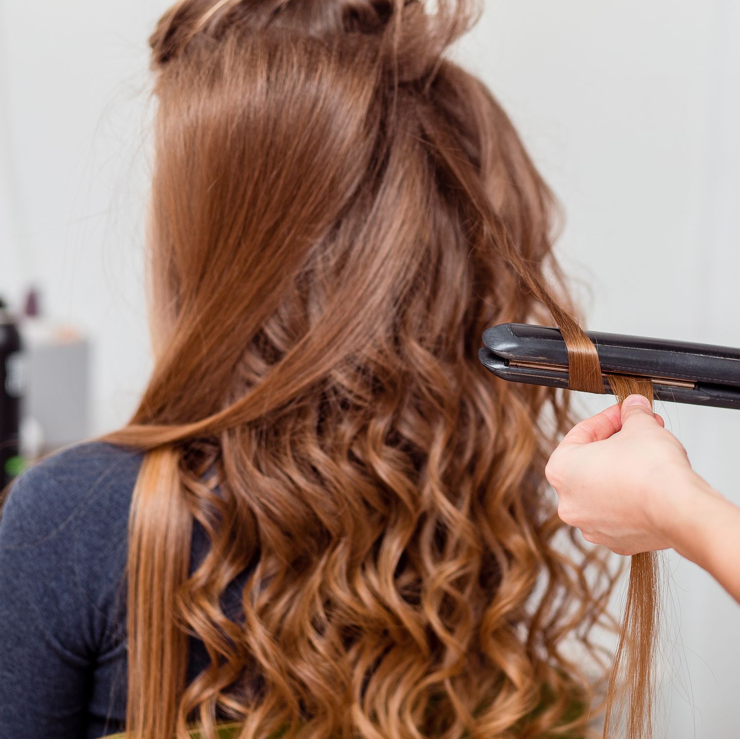 Locken Mit Glatteisen So Gelingt Das Styling Brigitte De