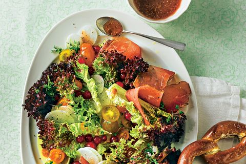 Rettich-Schinken-Salat mit Johannisbeere