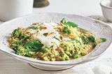 Risotto mit Stracciatella-Käse und Basilikum