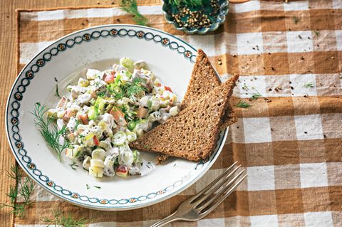 Matjes-Salat mit Dill