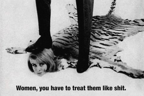Diese Anzeige für Männerhosen ist von 1970 - und wie gemacht für Trumps berüchtigtes Zitat "Frauen musst du wie Scheiße behandeln."