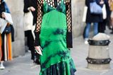 Ugly Fashion - Netztop zu grün gebatiktem Kleid