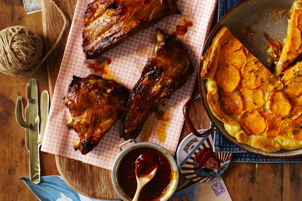 Spareribs grillen: So gelingen sie euch garantiert