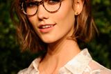 Make-up für Brillenträgerinnen: Karlie Kloss mit Eyeliner