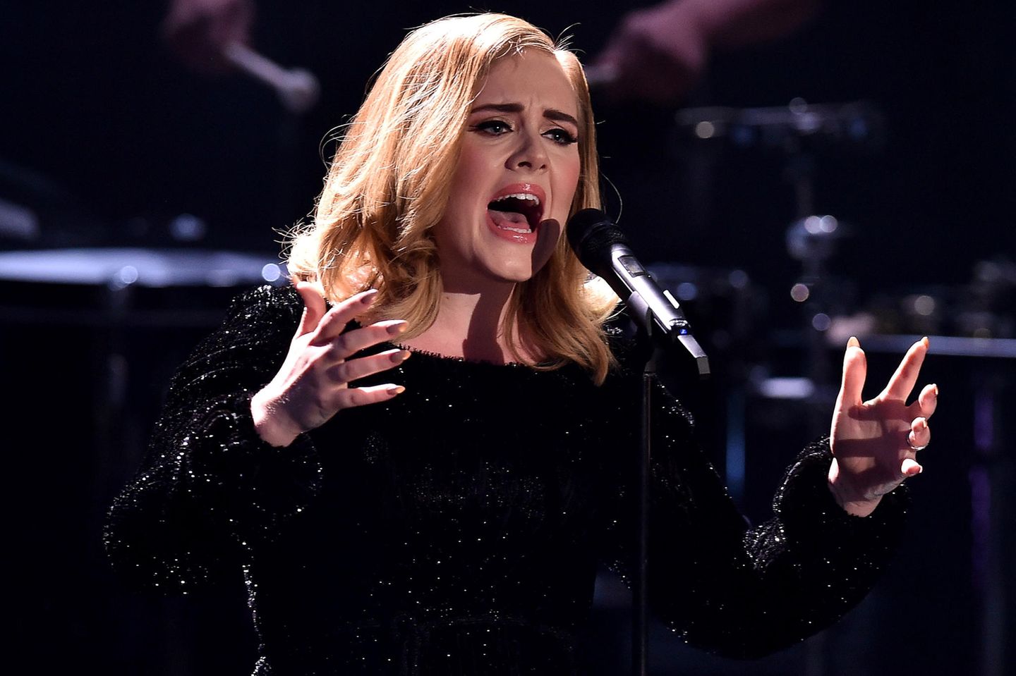 Tour-Abbruch: Große Sorge um kranke Adele!