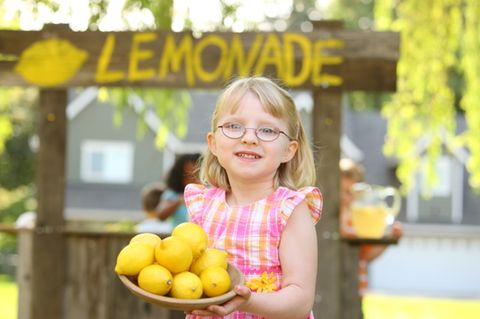 Fünfjährige verkauft Limonade - Bußgeld