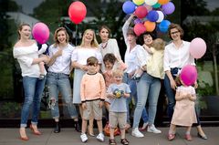 Unser Blog-Liebling: Stylish, stylisher, Haupstadtmutti! Das Blog, an dem inzwischen eine ganze Bande von coolen Müttern mitschreibt, ist die erste Adresse für alle Moms, die Bock auf Mode, Lifestyle, aber eben auch meinungsstarke Texte haben. Einer unserer "All time favourites" ❤️. Unser Blog-Liebling: Stylish, stylisher, Haupstadtmutti! Das Blog, an dem inzwischen eine ganze Bande von coolen Müttern mitschreibt, ist die erste Adresse für alle Moms, die Bock auf Mode, Lifestyle, aber eben auch meinungsstarke Texte haben. Einer unserer "All time favourites" ❤️.