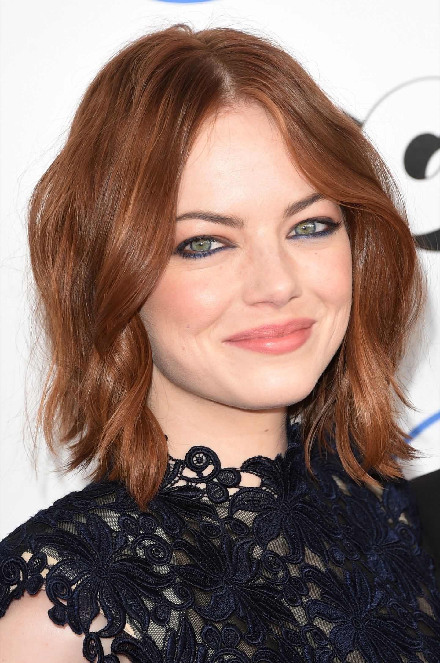 Emma Stone mit einem rothaarigen tousled LOB