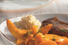 Kürbisgemüse als Beilage zu Rumpsteak Kürbisgemüse als Beilage zu Rumpsteak