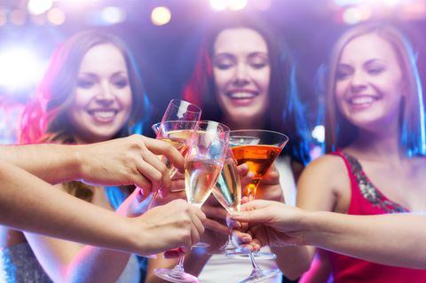 Alkoholkonsum: Immer mehr Frauen trinken zu viel