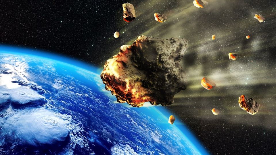 Riesiger Asteroid rast auf Erde zu!