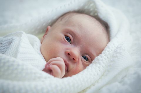 Baby mit Down-Syndrom sucht Adoptiveltern per Facebook