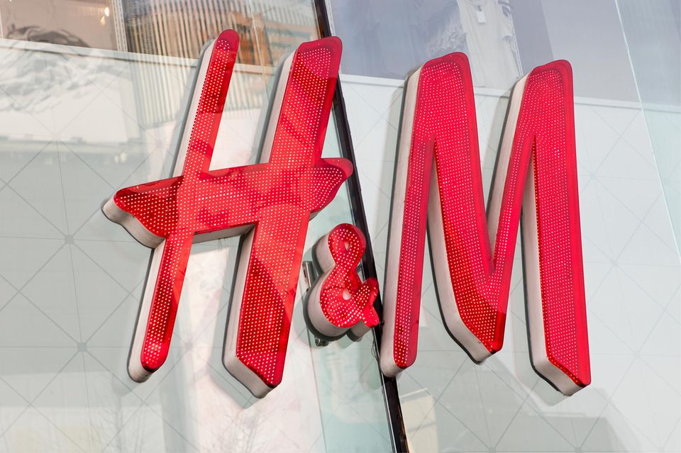 H&M-Logo auf einem Geschäft