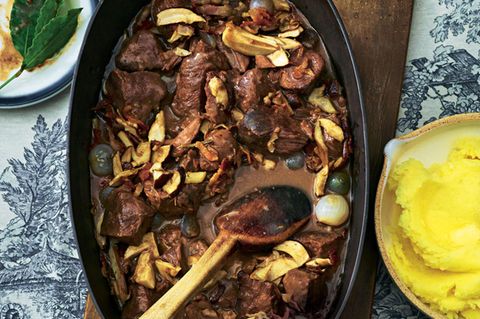 Boeuf Bourguignon mit Steinpilzen & Karamellisierten Perlzwiebeln