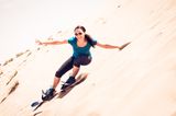 Sandboarding in der Wüste