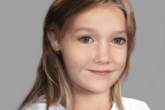 Madeleine McCann: Eine Foto-Montage zeigt, wie die 2007 verschwundene Maddie als heranwachsendes Mädchen aussehen könnte. Madeleine McCann: Eine Foto-Montage zeigt, wie die 2007 verschwundene Maddie als heranwachsendes Mädchen aussehen könnte.