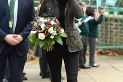Kate Middleton bei einem Besuch in London Kate Middleton mit ihren Stiefeln in London