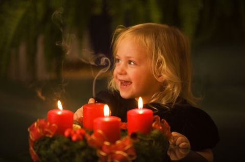 Winter ist Kerzenzeit - wie wir Kinder vor Verbrennungen schützen
