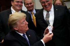 Will einen Mann auf den Mond schicken: Donald Trump. Will einen Mann auf den Mond schicken: Donald Trump.