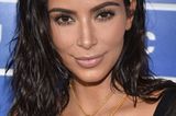 Kim Kardashian mit unreiner Haut