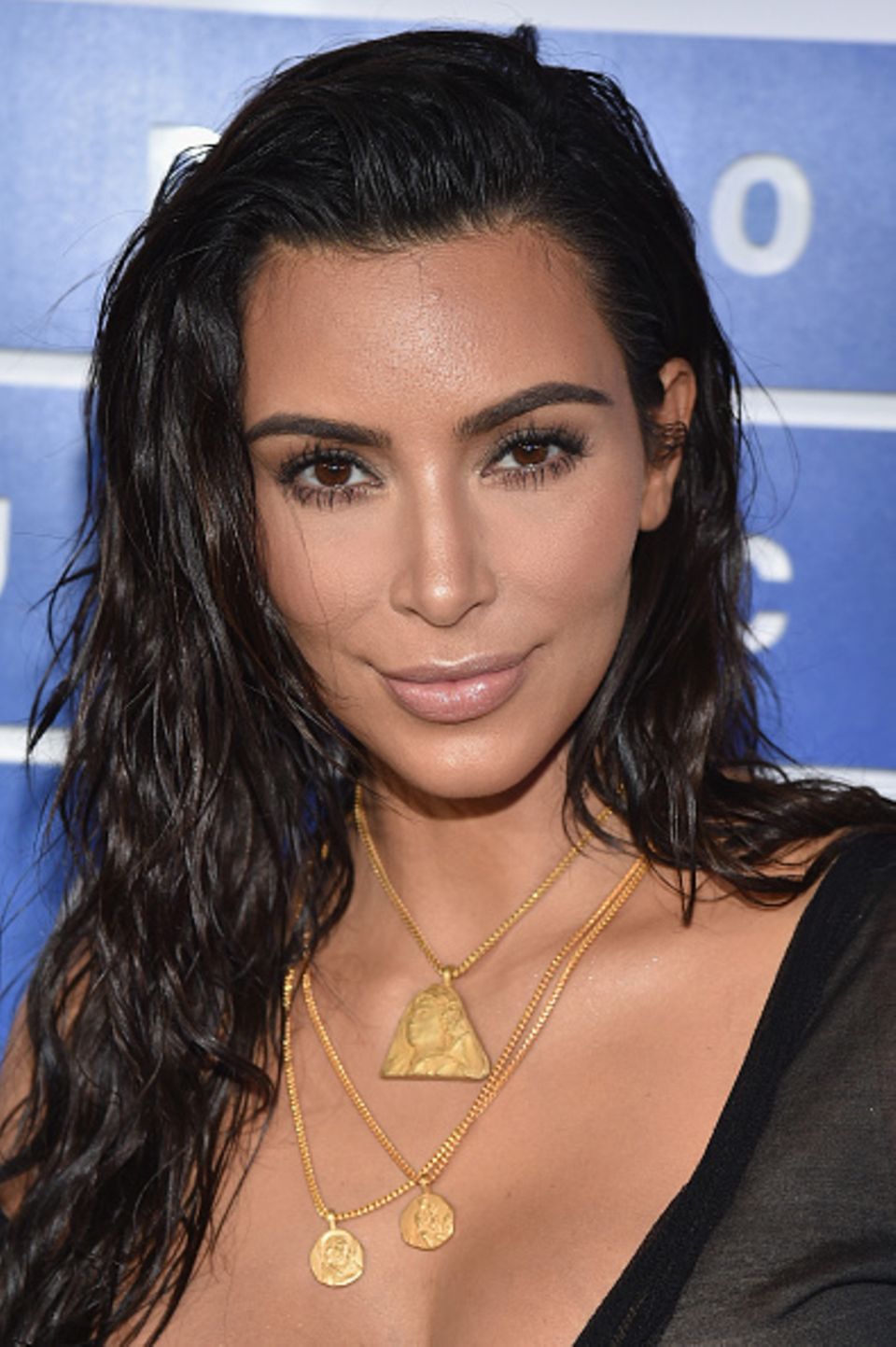 Kim Kardashian mit unreiner Haut