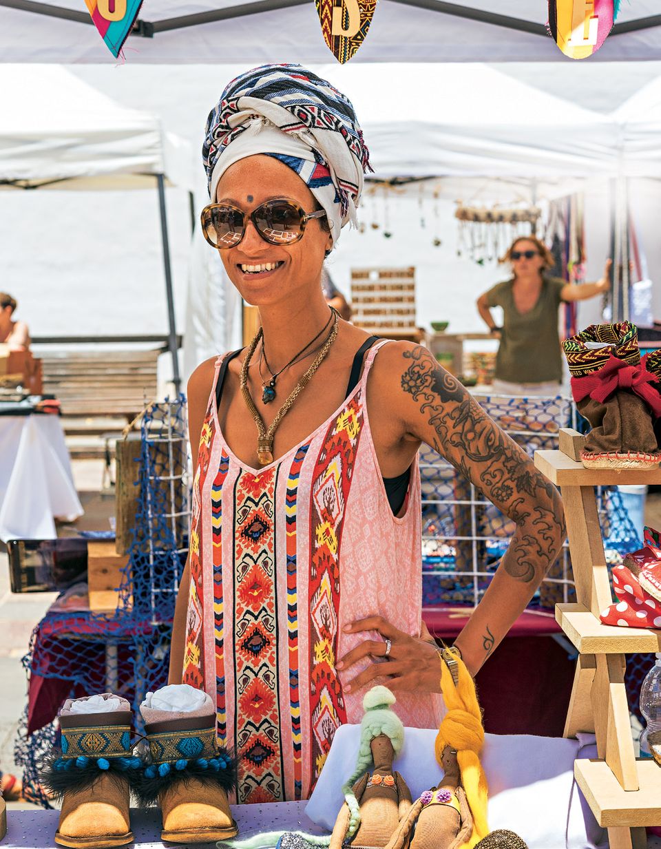 Fuerteventura: Frau auf dem Künstlermarkt