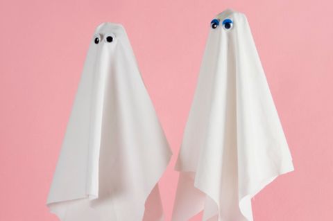 „Nachricht aus dem Jenseits!“ – Was passiert eigentlich beim Gläserrücken?