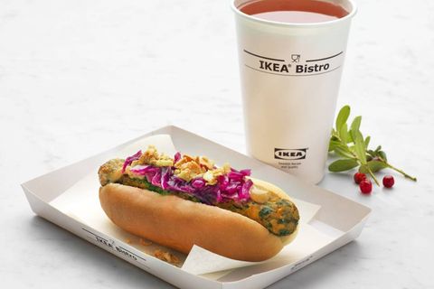 Neu: Ikea nimmt vegetarische Hotdogs ins Sortiment auf!