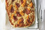 Pizza Salami vom Blech