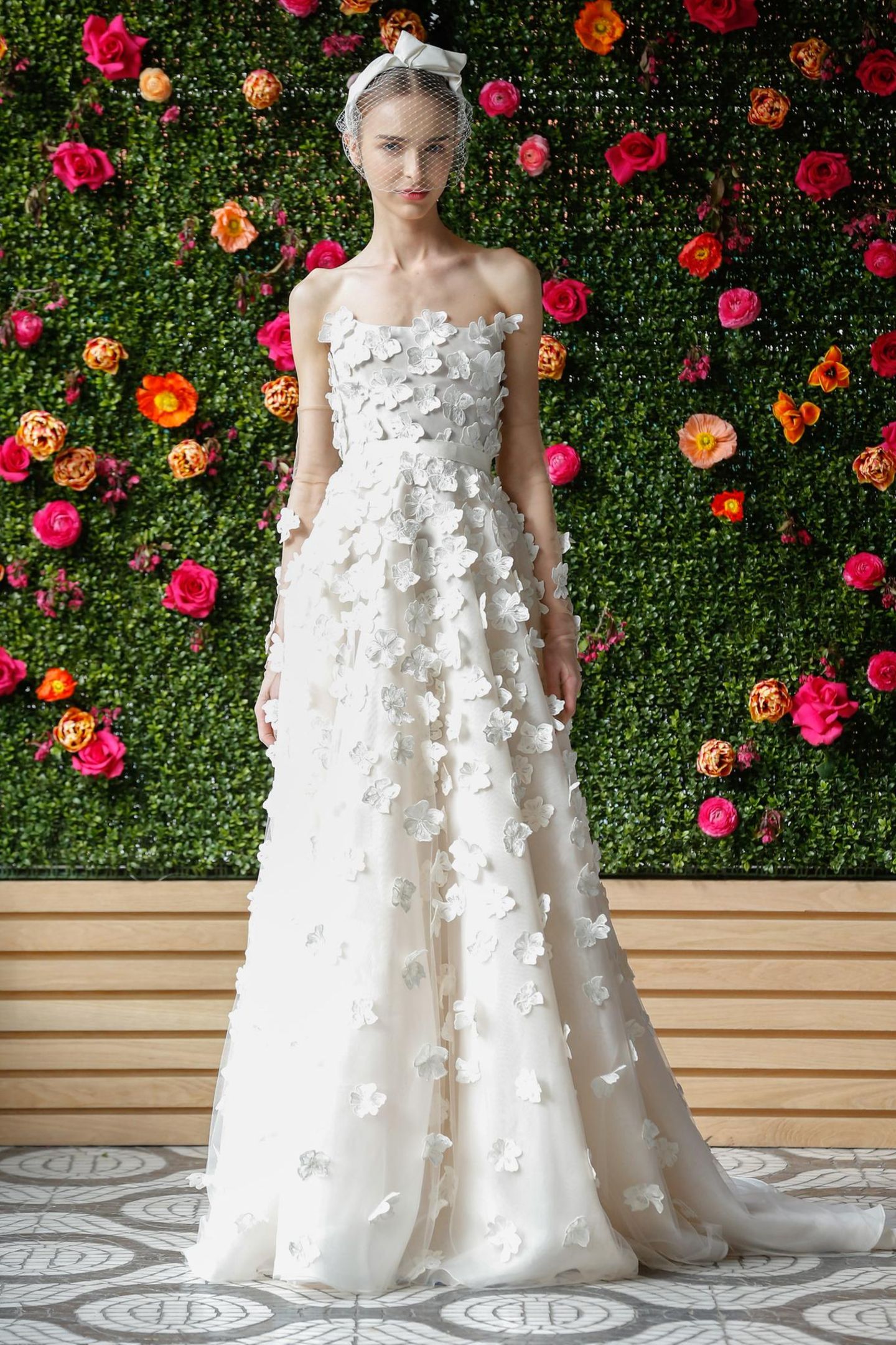 Brautkleid mit 3D-Muster von Lela Rosa