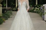 Weißes Brautkleid von Pronovias