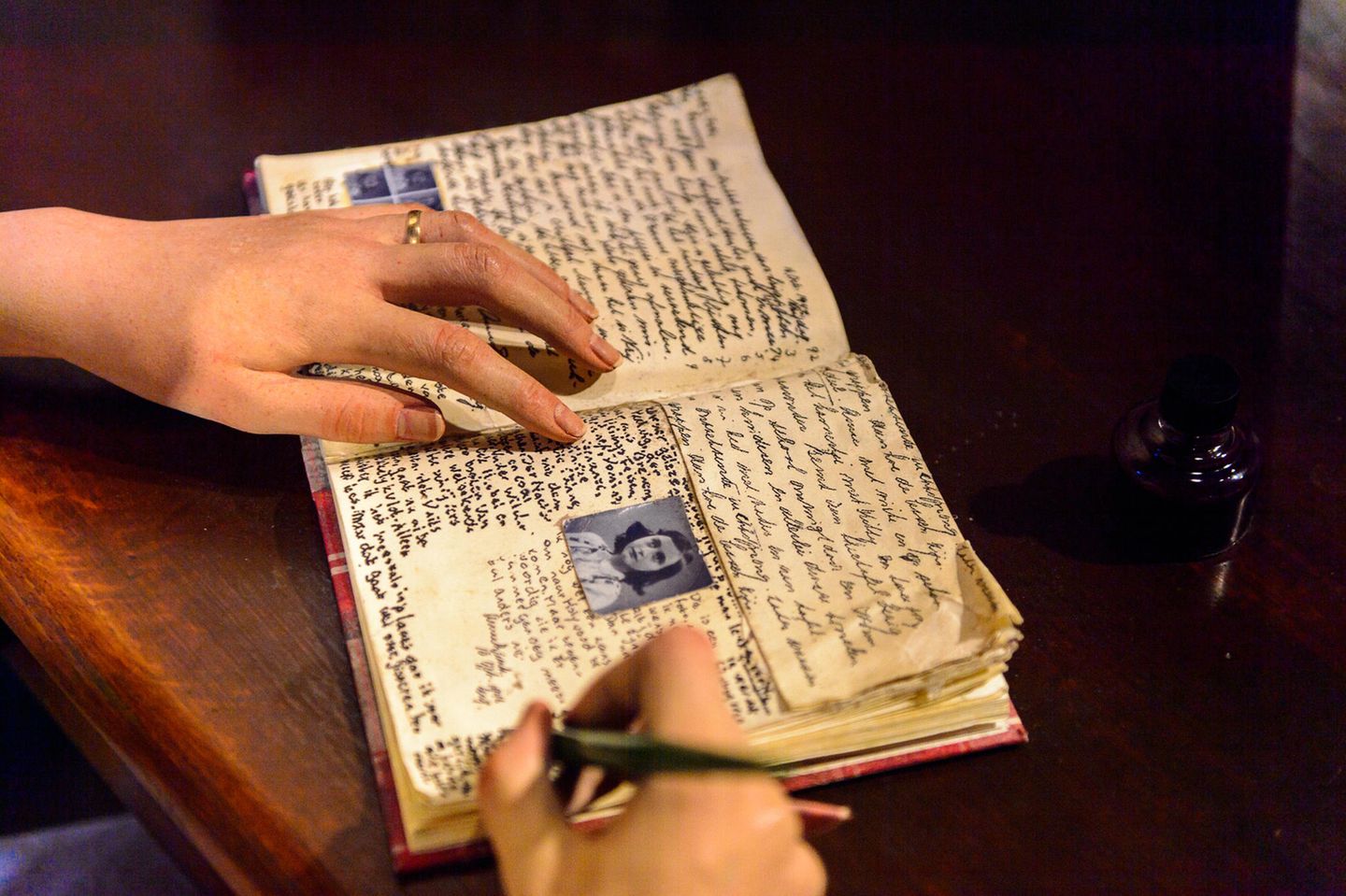 Geheime Einträge entziffert: Anne Frank schrieb schmutzige Witze in ihr Tagebuch