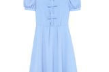 Hellblaues Tea Dress-Kleid mit aufgepufften Ärmeln. Von Gal meets Glam, um 158 Dollar.