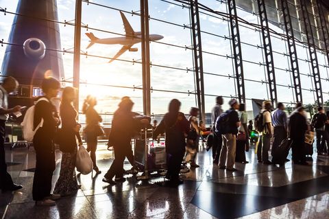 Check-in: Warum ihr 3 Stunden vorher am Flughafen sein müsst
