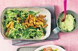 Spitzkohl-Salat mit Gyros & Avocado-Kartoffel-Dip