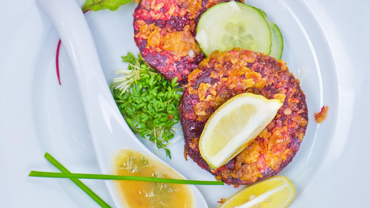 Rote-Bete-Schnitzel mit Orangensenf | BRIGITTE.de