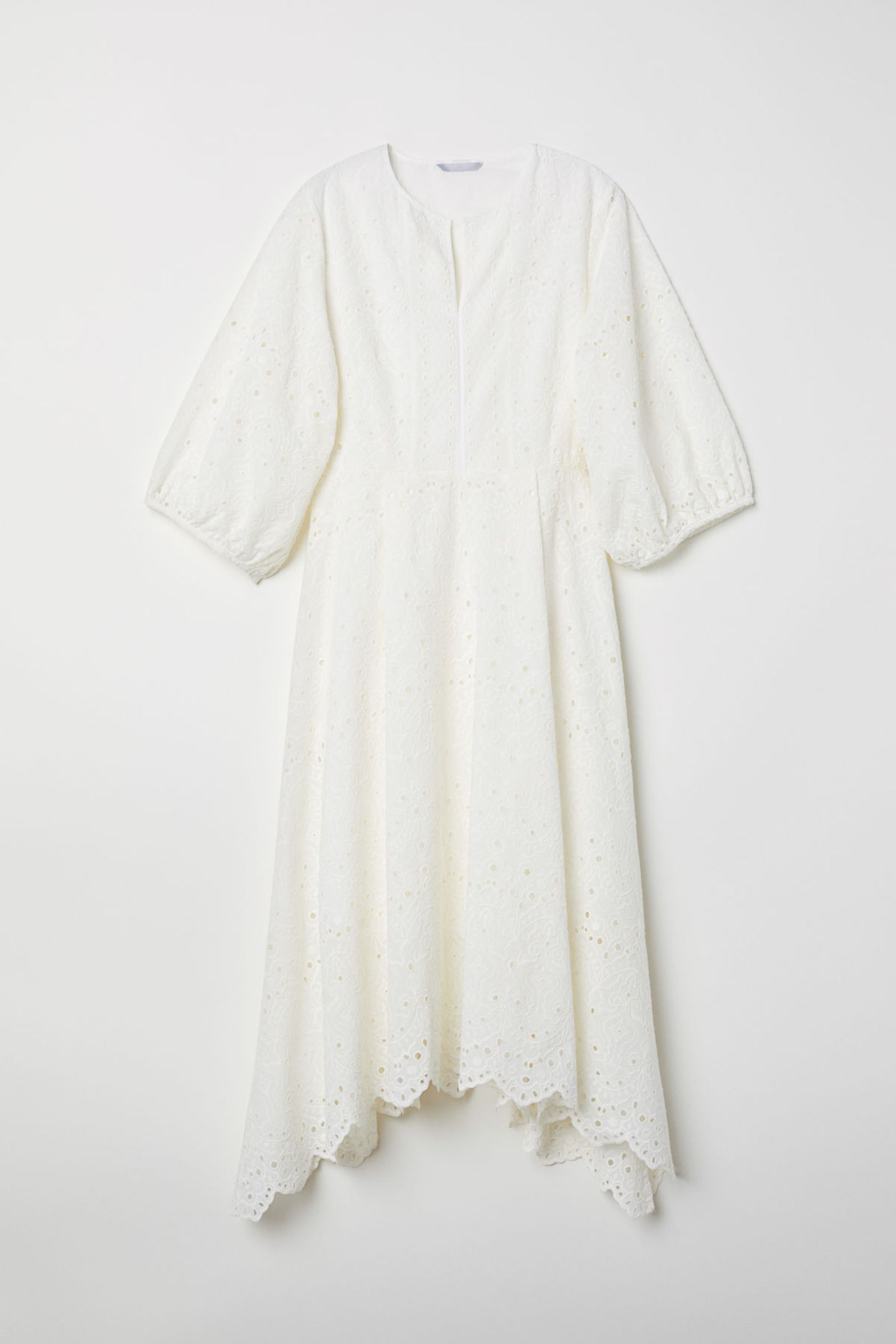 Royals, die günstige Kleidung tragen: Weißes Baumwollkleid von H&M