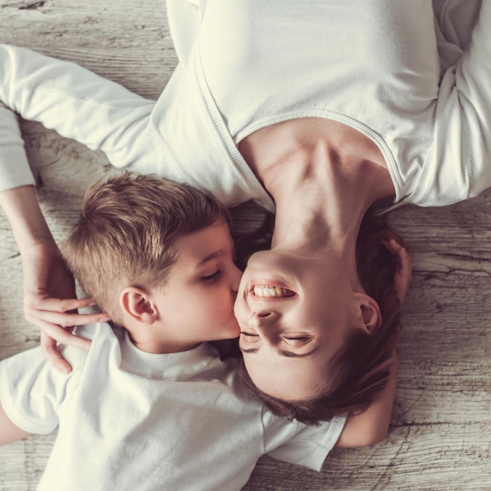 Tricks, die das Mama-Leben einfacher machen: Mama mit Kind