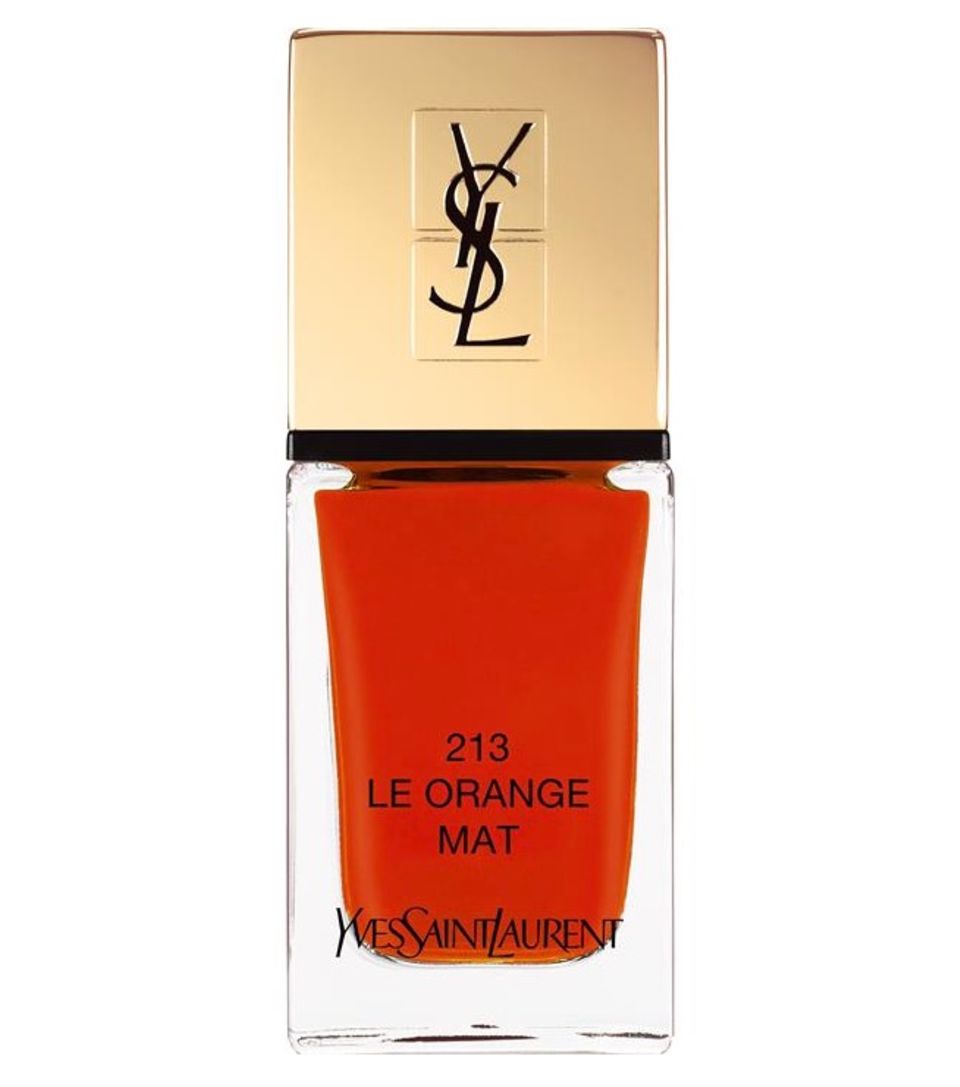 Der Lack ist matt: Unsere Herbstfavoriten Der Lack ist matt: Nagellack von Yves Saint Laurent in Orange