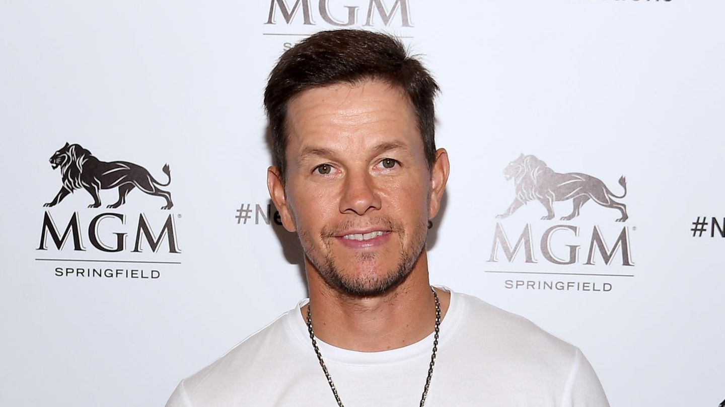 Dieser Ex Boygroupstar Ist Langweilig Dann Durfen Wir Das Auch Barbara De