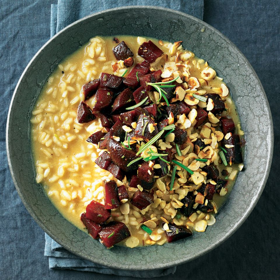 Rote-Bete-Haselnuss-Risotto