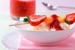 Milchreis mit Erdbeersauce Milchreis mit Erdbeersauce
