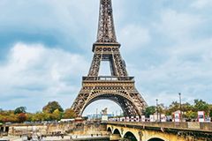 Seine-Kreuzfahrt: Die 6 schönsten Stopps Seine-Kreuzfahrt: Blick auf Eiffelturm