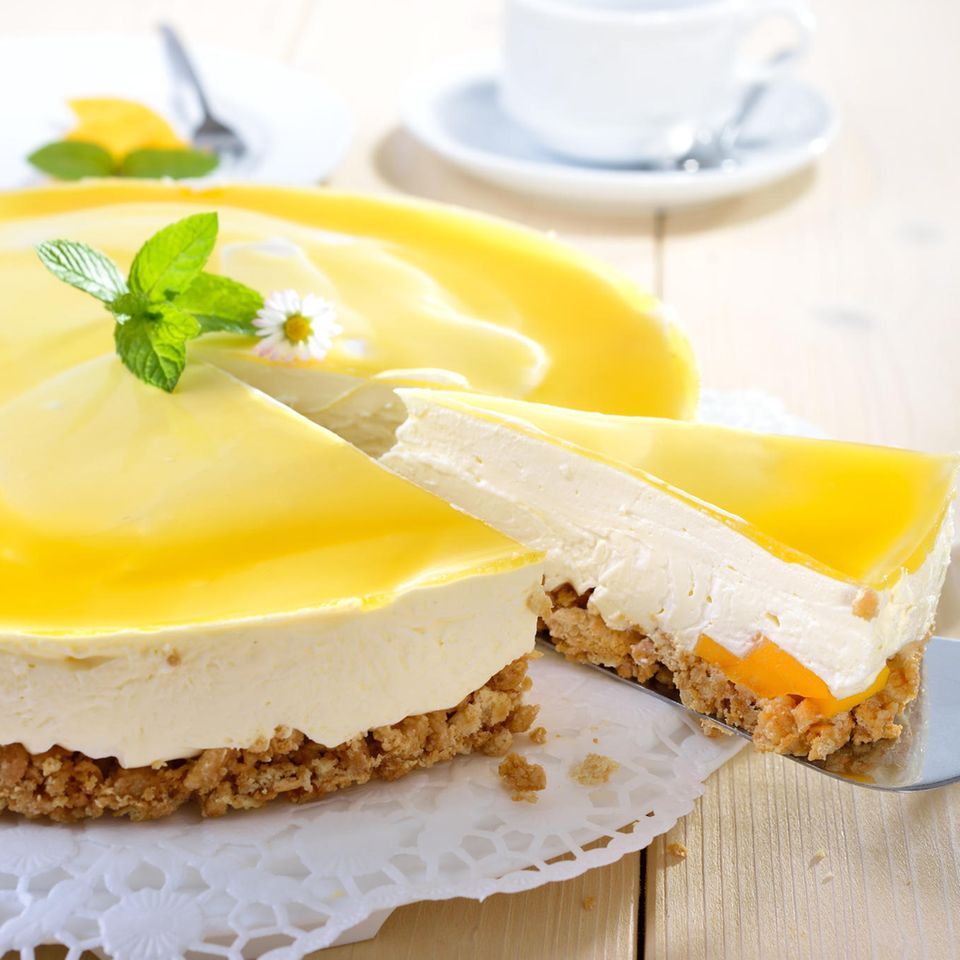Mango Swirl Cheesecake