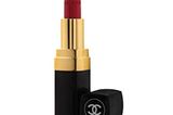 Weihnachtsgeschenke für die Mutter: Roter Lippenstift von Chanel