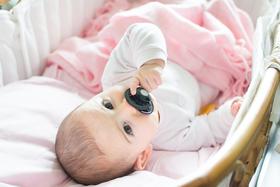 Mutter verrät Schnuller-Trick, mit dem ihr Baby nachts durchschläft